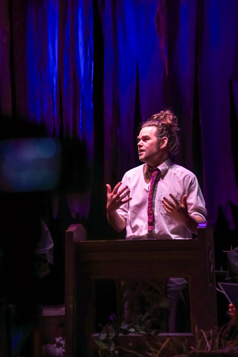 No Rolls Barred tweet media