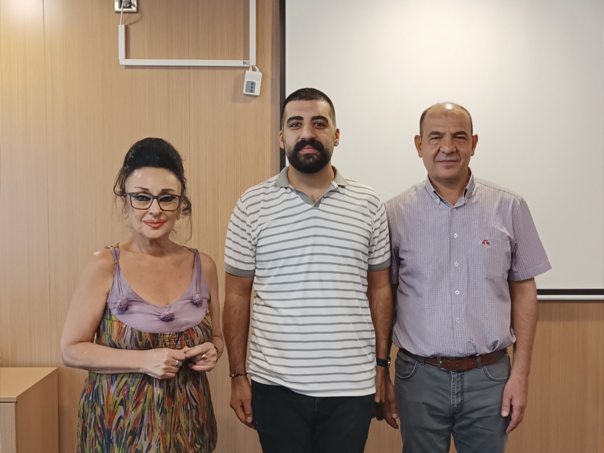 İHD'nin Diyarbakır'da düzenlemiş olduğu "İnsan Hakları Eylem Planı ve Yargı Reform Paketleri" konulu toplantıya baromuzu temsilen İnsan Hakları Merkez Başkanımız Av. Serhat Çelebi katılım sağladı.