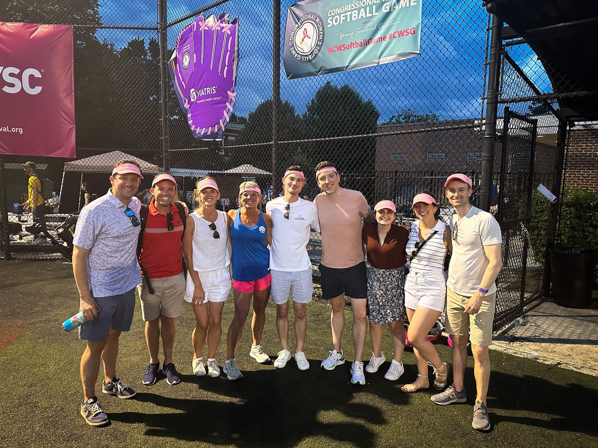 U.S. Travel (@ustravel) on Twitter photo Hitting it out of the park for a good cause! š„š This week, members of Congress & the D.C. press corps faced off at <a href="/CWSoftballGame/">CWSoftballGame</a> to raise funds & awareness for <a href="/YSCBuzz/">Young Survival Coalition</a>, an organization supporting young women with breast cancer.
We had a blast cheering on <a href="/vebtravel17/">Tori Barnes</a>, who Hitting it out of the park for a good cause! š„š This week, members of Congress & the D.C. press corps faced off at <a href="/CWSoftballGame/">CWSoftballGame</a> to raise funds & awareness for <a href="/YSCBuzz/">Young Survival Coalition</a>, an organization supporting young women with breast cancer.
We had a blast cheering on <a href="/vebtravel17/">Tori Barnes</a>, who