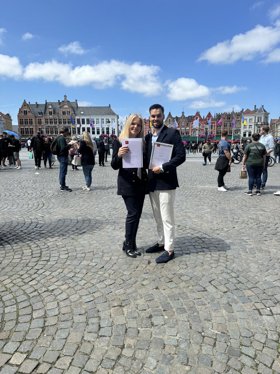SloveniaCOE's tweet photo. It's a wrap. Prejšnji teden sva uspešno zaključila študij na @collegeofeurope!
Čudovitih 10 mesecev študija v Brugge je za nama. 
Hvala vsem za podporo in pomoč tekom letošnjega leta! @vladaRS @MVI_RS @SLOtoEU @MZEZ_RS 
Stay tuned for the next generation!
@MrdovicPetar @Anja_Puc https://t.co/Th8m4VPX5n