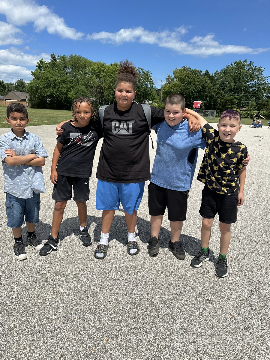 Mrs. Whitney Spirou tweet media