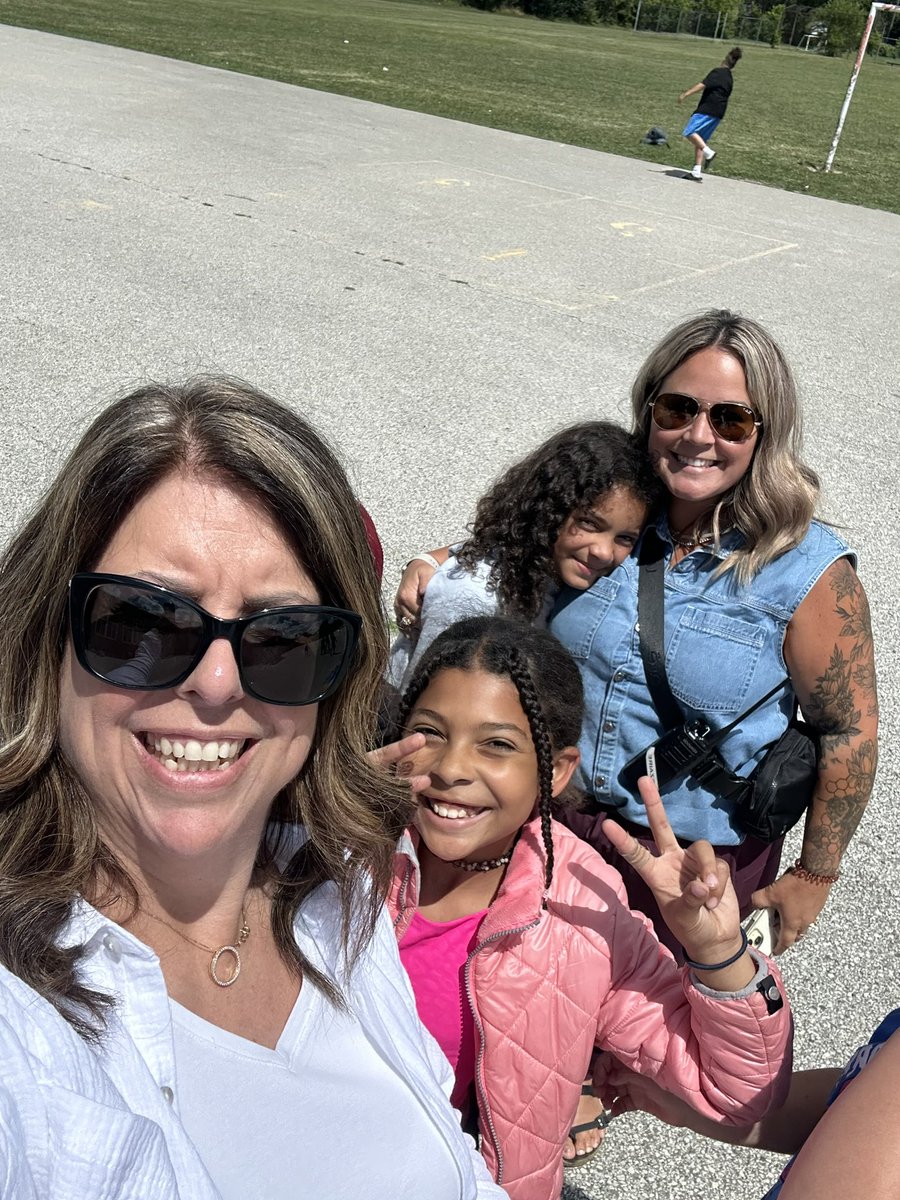 Mrs. Whitney Spirou tweet media