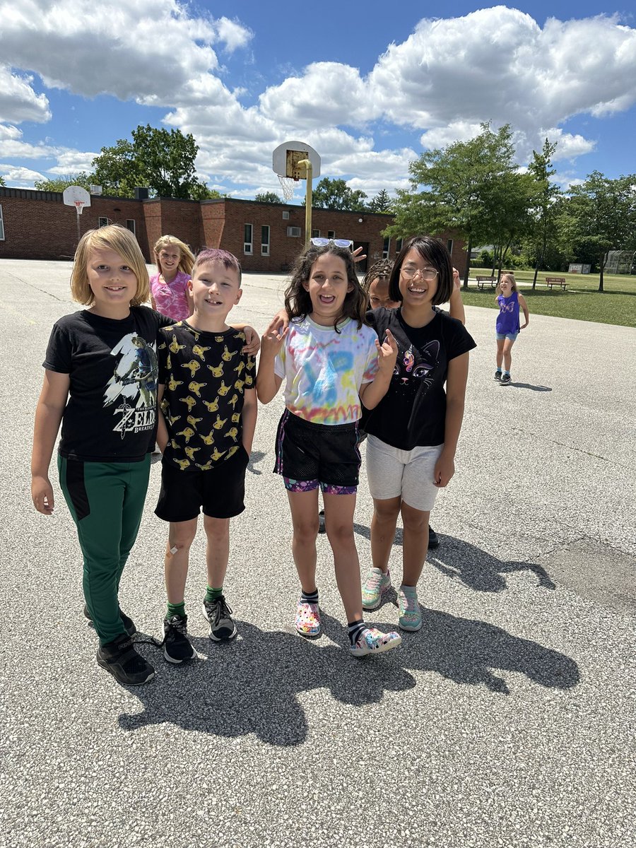 Mrs. Whitney Spirou tweet media