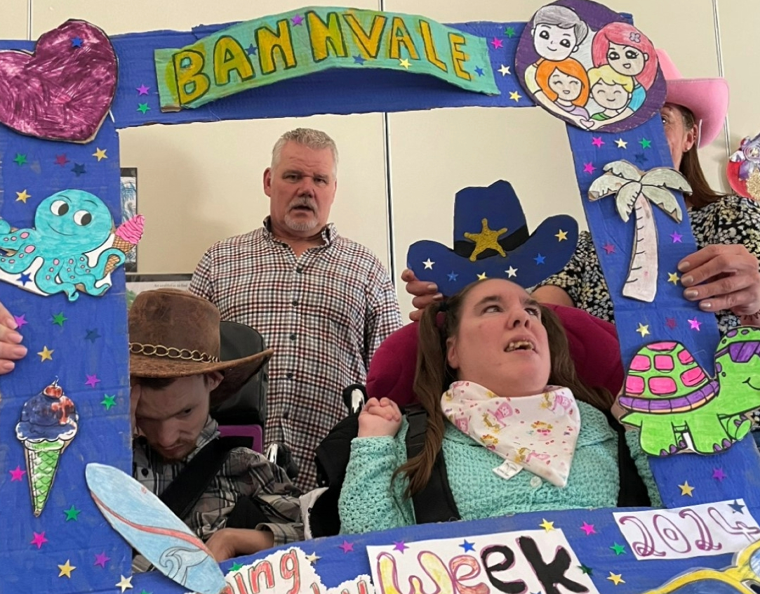 SouthernHSCT's tweet image. Bannvale Social Education Centre celebrated #LearningDisabilityWeek with a country and western theme.
They were lucky to be able to book Denver Pearson a local musician who supported service users by providing musical entertainment and dance for a fun afternoon.
#teamSHSCT