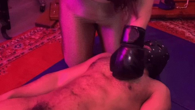 My #clip - Hoodman Gets Punched just sold! https://t.co/HiliDAQJwe https://t.co/YQfF6bTT3E<a href="/tag/clip"class="tags">#clip</a>