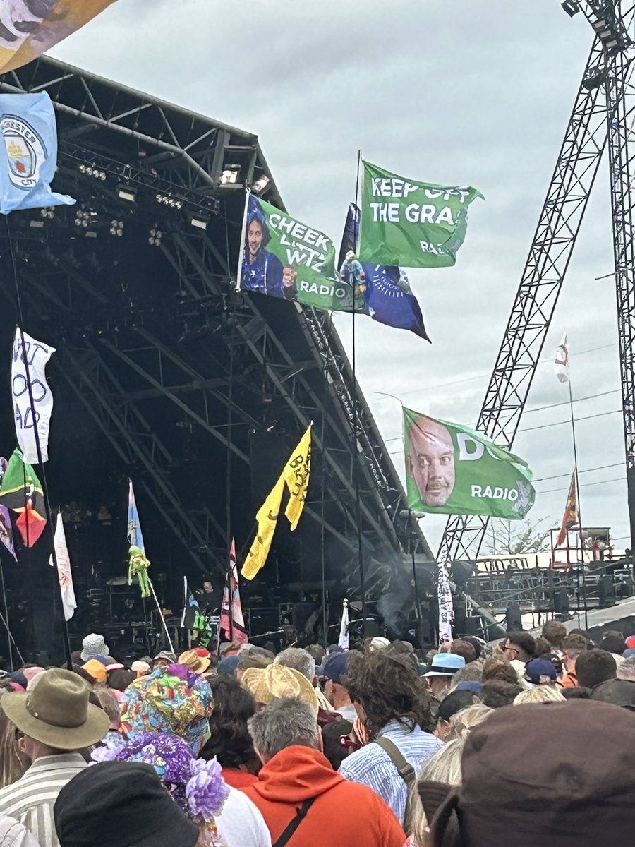 <a href="/domisatwit/">Dominic Byrne</a>  has joined the party <a href="/JamesRobinson/">James Robinson</a> <a href="/RadioX/">Radio X</a>