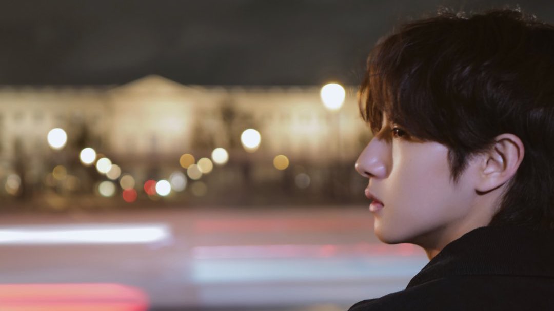 renjuns323's tweet image. renjun in Paris by jaemin 📸 🥹