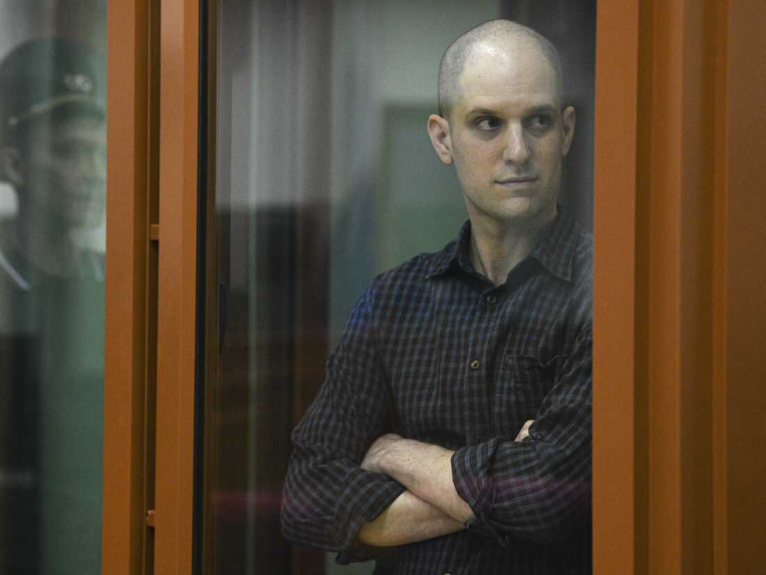 It’s Friday June 28, 2024. 

WSJ reporter Evan Gershkovich was detained by the Russian FSB Mar 29, 2023.

1 year &amp; 91 days ago 

“The Show Trial of Evan Gershkovich” thedispatch.com/article/the-sh…

JOURNALISM IS NOT A CRIME!
📰 🎙️ 📺 

FREE EVAN NOW!

#IStandWithEvan