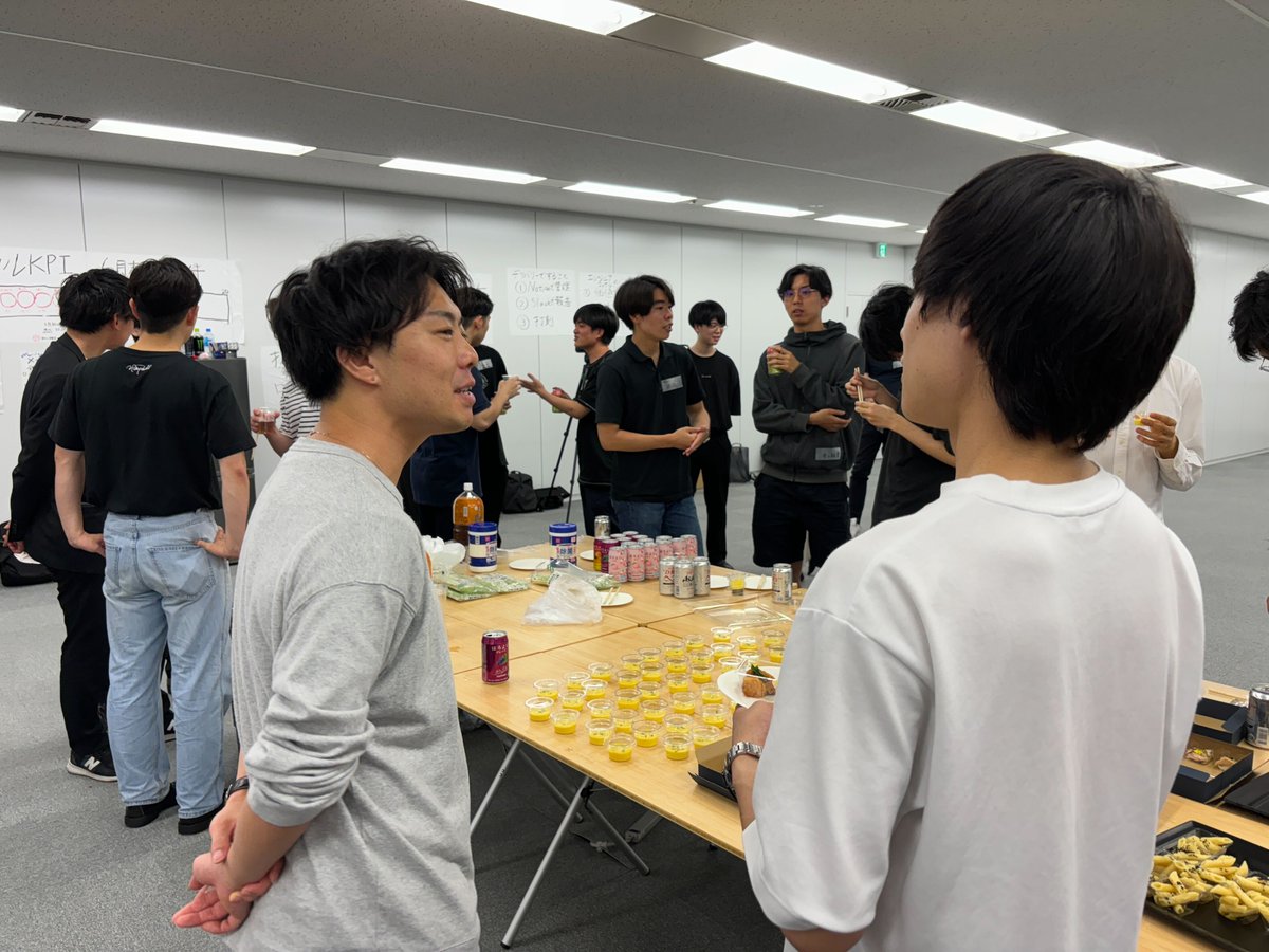 Advancy75056's tweet photo. 【初めてのイベントを実施しました】
CEO不在のオフィスパーティーやってます!
お足元の悪い中ご参加いただきありがとうございます🙌
今後もイベントを積極的に行うのでぜひご参加ください☺️!!
#Advancyオフィス移転パーティー #Advancy https://t.co/oydcAh0rAD
