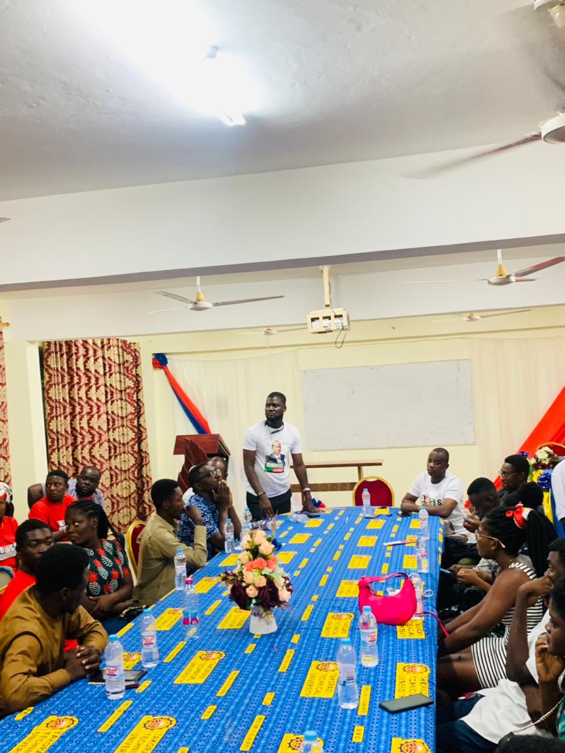 NDCWRYouthWing's tweet photo. Yesterday, the Western Regional Youth Organizer, Youth Working Committee Chairman and other members of the Youth Working Committee joined the Alumni of TEIN Takoradi Technical University for a massive invasion of TTU Campus ahead of today's TEIN General Meeting. 
#YouthPower https://t.co/E7lgtAaXqu