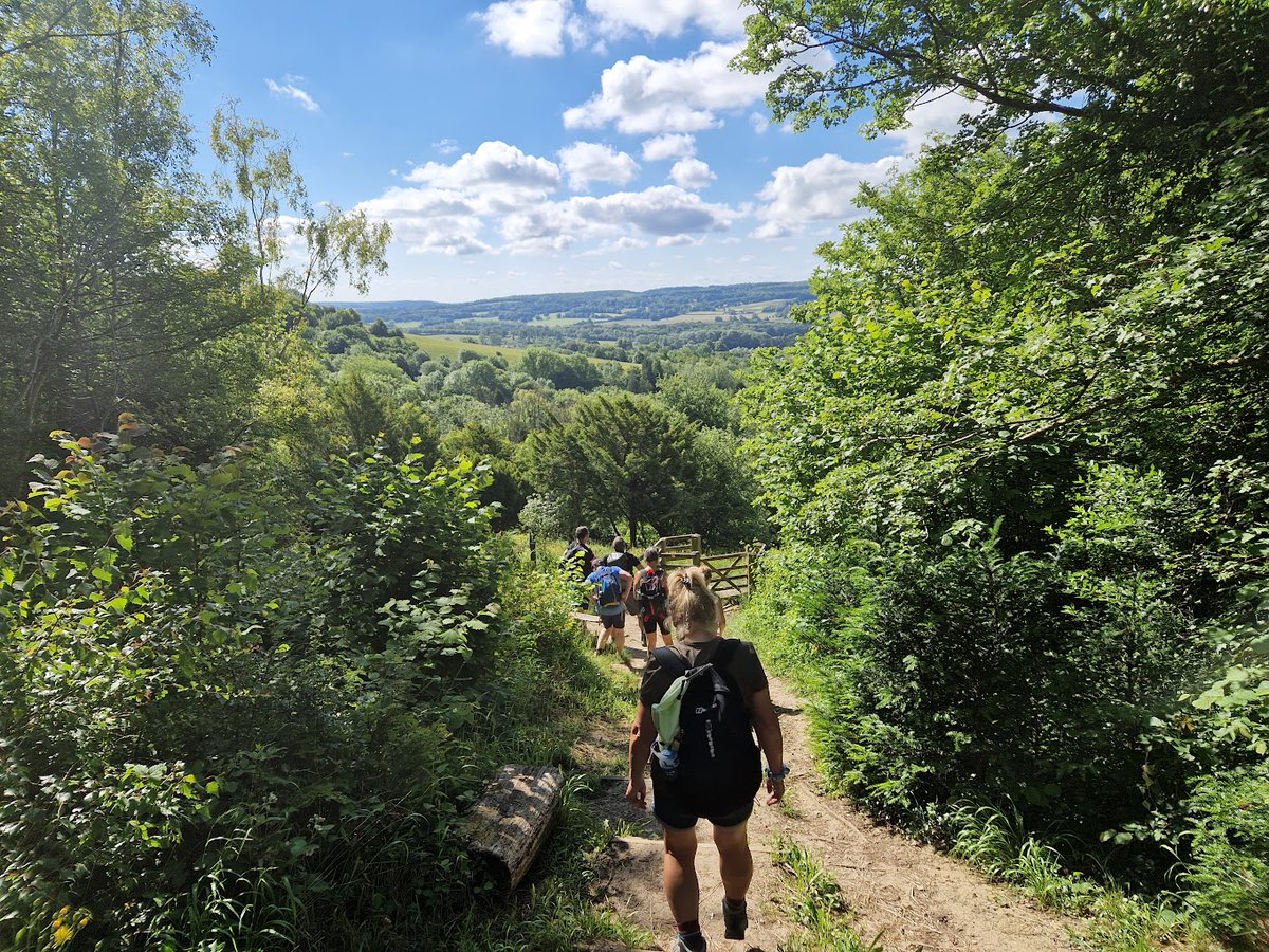 BootsOnAdventu1's tweet photo. πΏβ¨ Have you explored the beautiful part of the North Downs Trail between Otford and Cuxton yet? Last Sunday's adventure with a group along this scenic route was absolutely amazing! πΆββοΈπΆββοΈ
#OtfordToCuxton #ScenicTrail #NatureAdventure #GroupWalk https://t.co/cNzoQvArgv