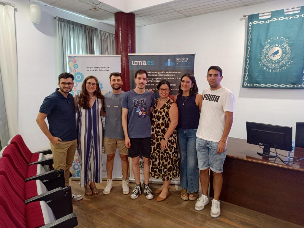 EncicGroup's tweet photo. Termina la primera sesión de Diseños educativos.
👏Enhorabuena por las propuestas tan innovadoras.
#Educación #Ciencia #encic https://t.co/eSSjHZkWO4