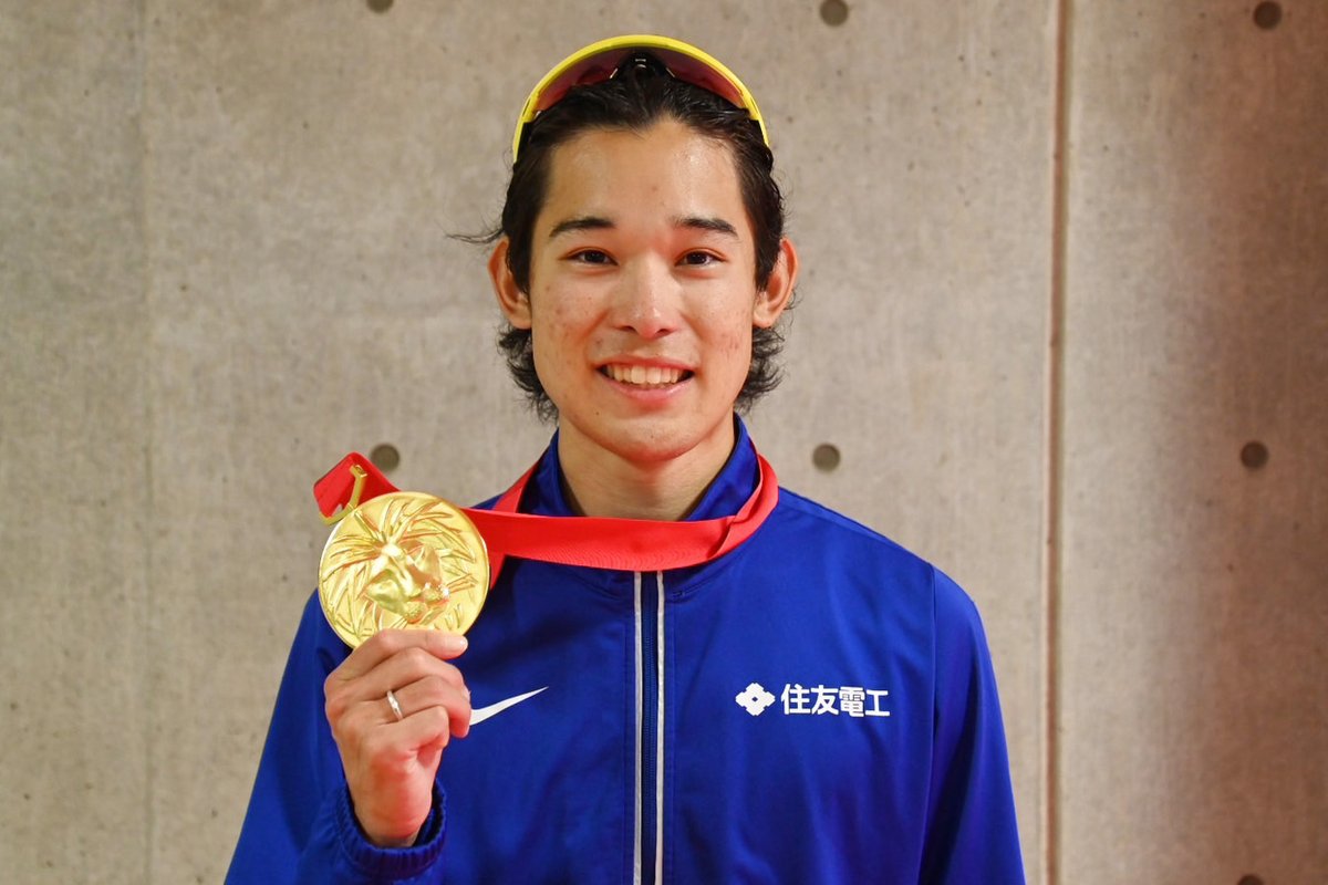 jaaf_official's tweet photo. 【#日本選手権】

／
✨男子1500m✨表彰式✨
＼

1位🥇#飯澤千翔（住友電工）3分37秒08 ※大会新
2位🥈#荒井七海（Honda）3分38秒88
3位🥉#館澤亨次（DeNA）3分38秒94

おめでとうございます🎉
応援ありがとうございました🙌

#運命をかけた決戦 #U20日本選手権

✅速報
https://t.co/b1rDHouOFT https://t.co/WcxOKuknea