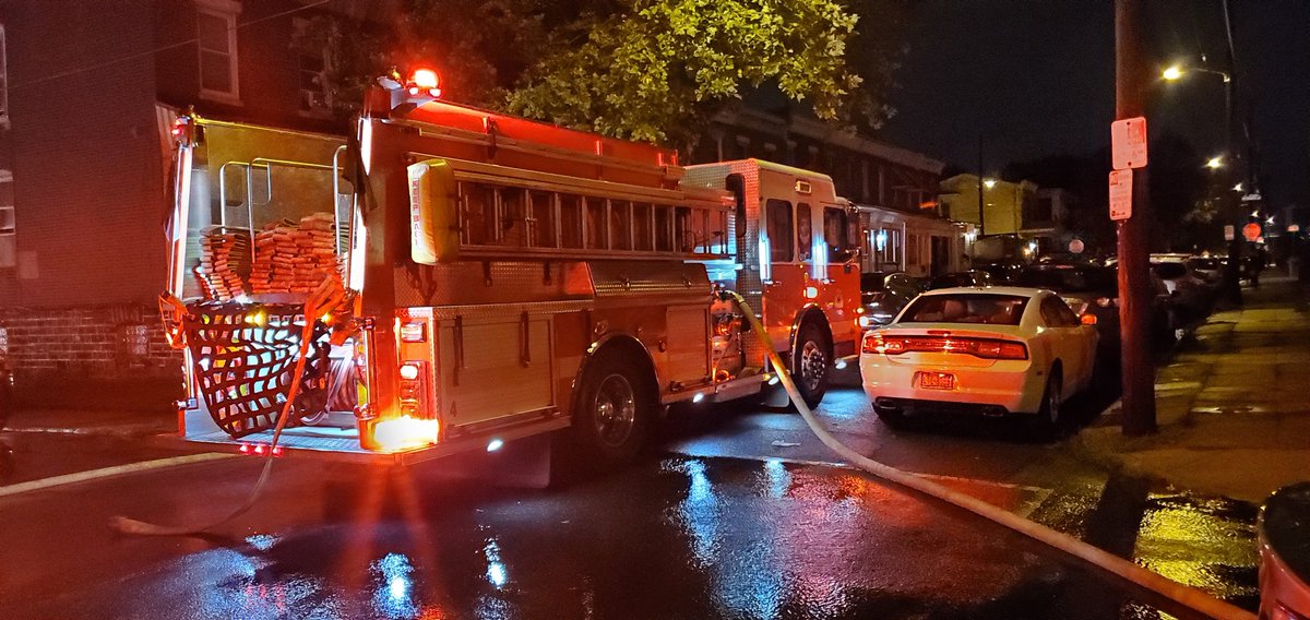 PhillyFireDept's tweet image. Daily totals for Thursday, June 27:
🚑: 803 EMS incidents 
🚒: 182 fire incidents 
🔥: 2 working fires
#PFDstrongtogether
