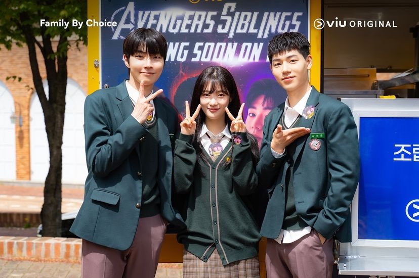 📌—240628 hi_high_hiy story update 🏡

#Viu #ViuOriginal #FamilyByChoice 
#조립식가족

#黄寅烨 #ฮวังอินยอบ #hwanginyeop
#황인엽 #hwanginyoup #ファンイニョプ