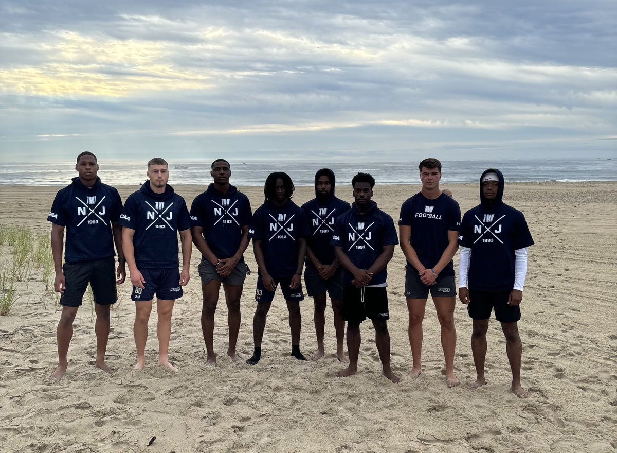 Coach_KCal's tweet photo. Holding It Down! Ⓜ️🏈🔥

#WRU @MUHawksFB https://t.co/2JKCjMNFrq