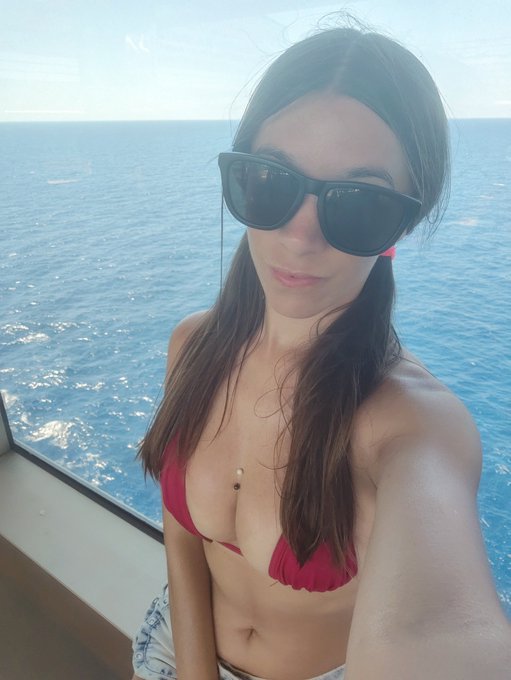Navegando ☀️🚢 #costadeliziosa https://t.co/35Eph5giKc https://t.co/wB8nOkHnN0<a href="/tag/costadeliziosa"class="tags">#costadeliziosa</a>