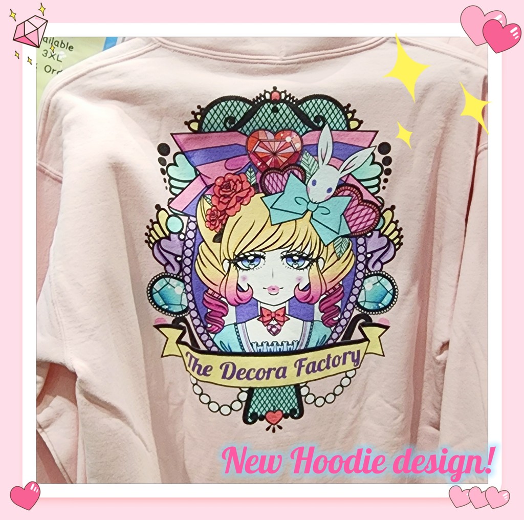 Thedecorafacto1's tweet photo. 😍Here is the back of our new hoodie design! 🍬The Decora Factory's signature logo in full colour is printed on the back of our super comfy hoodies. 🎀Size S-3XL available,they will start to go on sale on our webshop this weekend!🥰

#thedecorafactory #decofactory #kawaii #comfy https://t.co/bx6kxu4plS