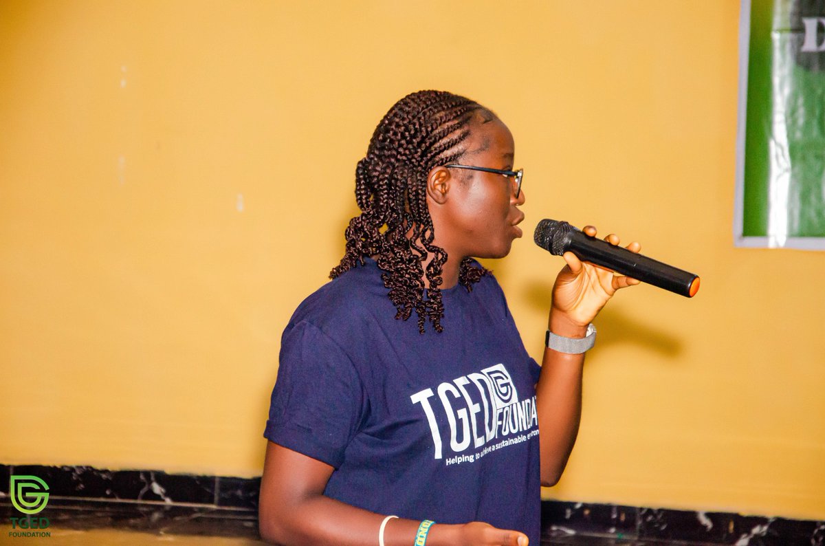 umanublessing's tweet photo. @tgedfoundation We will continue to contribute our own quota to sustain our environment.
Thanks to the organisers for the wonderful opportunity
#Volunteer
#LandDegradation
#Environment
#Nesrea
#Ekitistate https://t.co/o3qDngLTvb