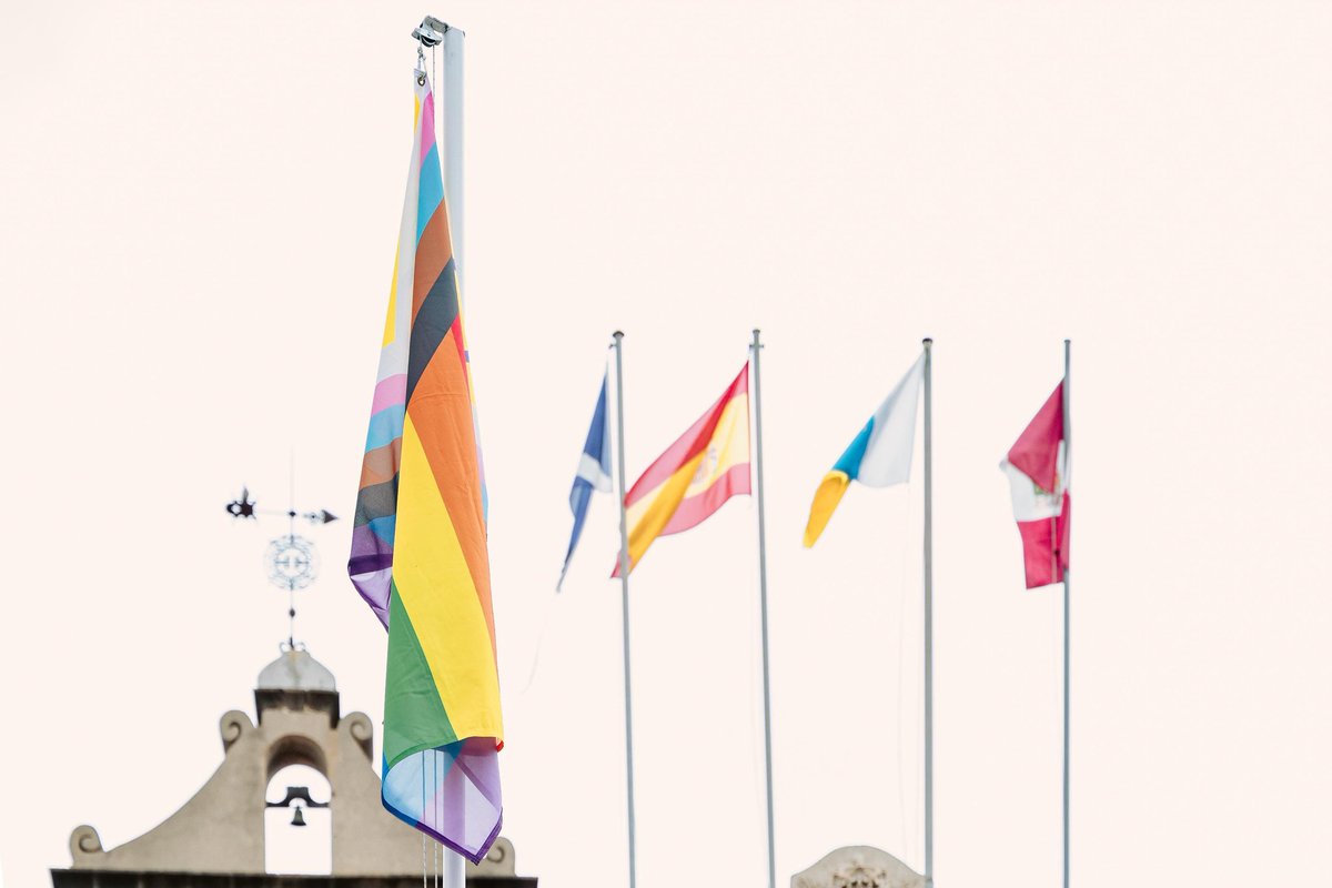 Icod de los Vinos tweet media