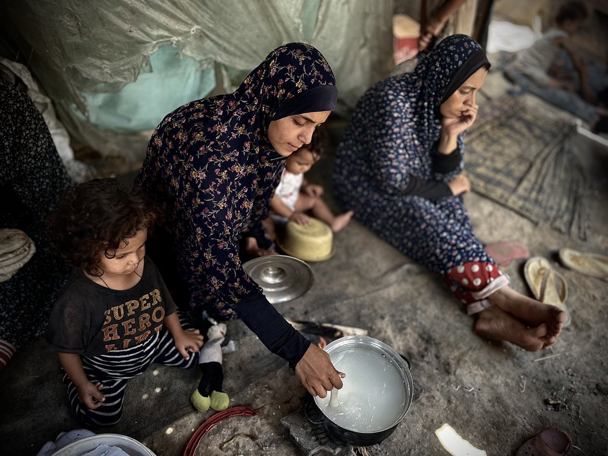 Yaşamaya utanır olduk..

#Gazze