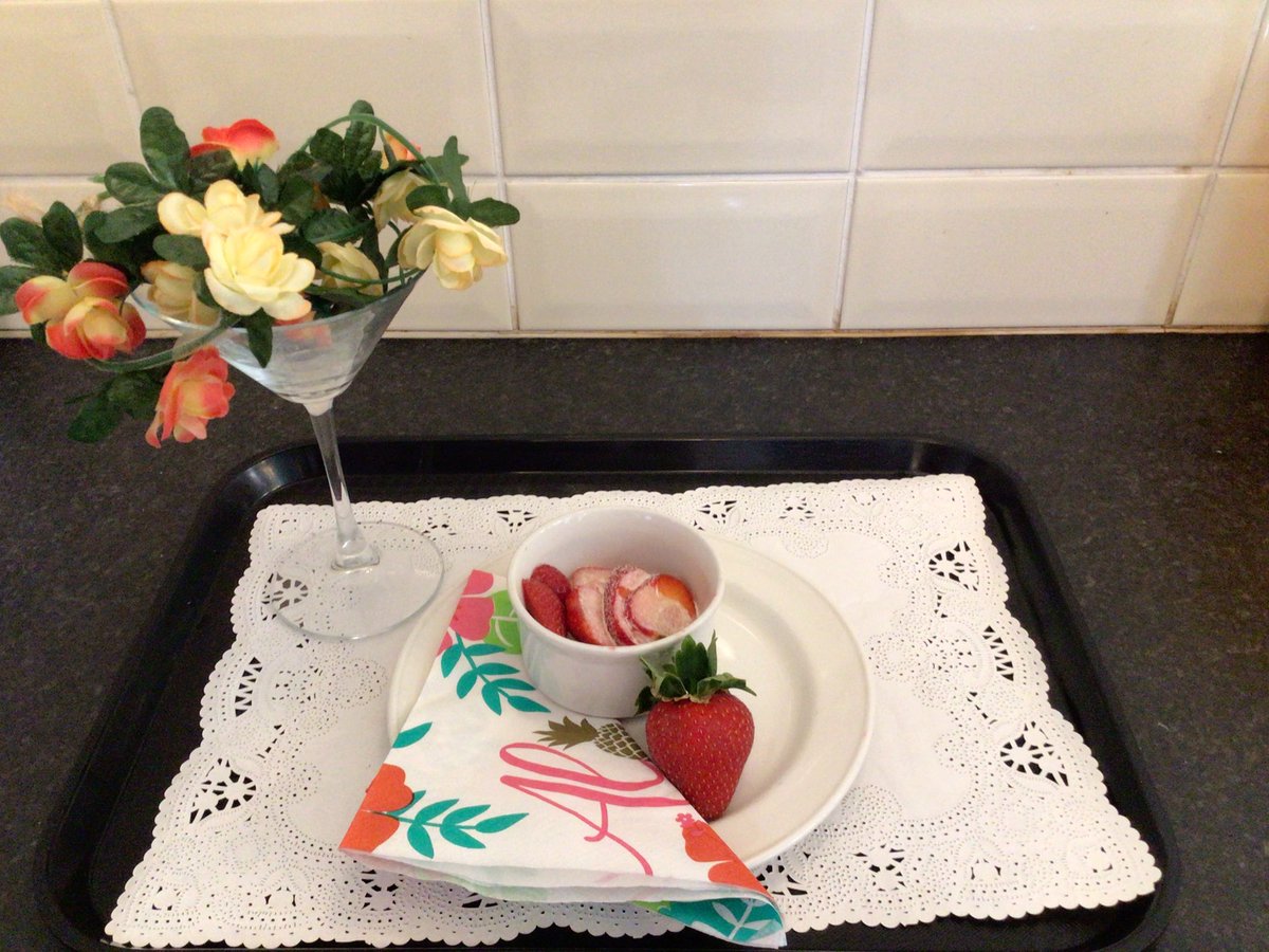Making the most of strawberry 🍓 season ahead of Wimbledon next week <a href="/AnchorLaterLife/">Anchor</a> #carehomeactivities