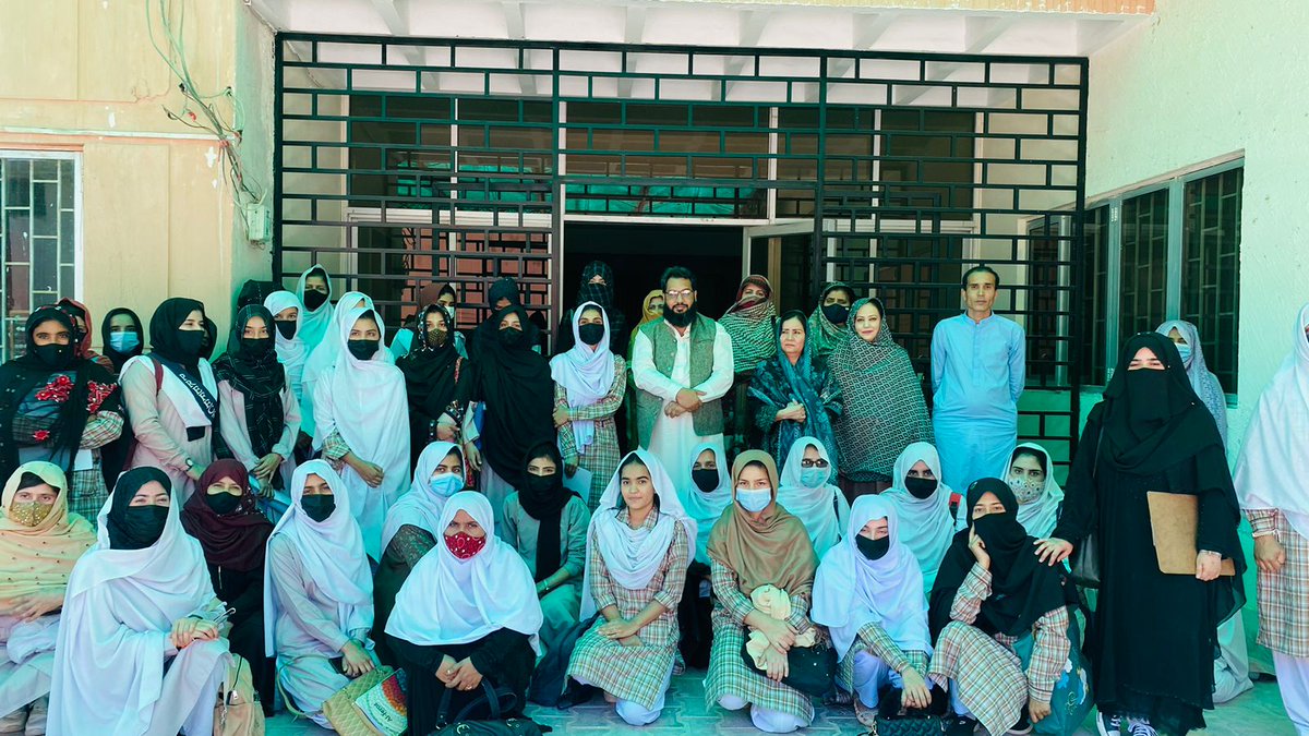 hecpkofficial's tweet photo. #HECPakistan via #HEDP conducts public sector higher education’s 1st-ever general ability test for over 5000 students. Featuring contemporary 21st-century cognitive skills, it focuses on assessing students’ capabilities in Information Management, Communication & Problem-Solving. https://t.co/AXF4s7fNI0
