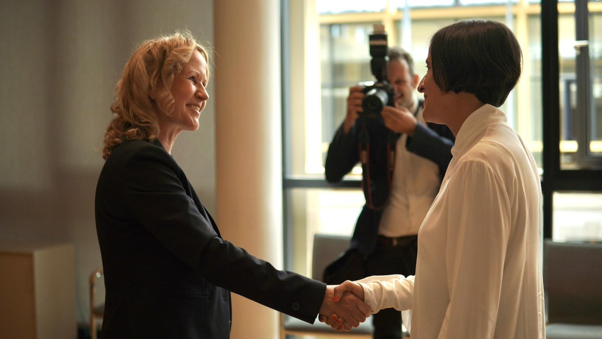 susanamuhamad's tweet photo. Hoy #ViernesDeCOP16 me he reunido con la ministra Federal de Medio Ambiente de Alemania, @SteffiLemke. La hemos invitado a Cali; hablamos de la #COP16Colombia y la importancia de las comunidades del territorio en la consolidación de la #PazConLaNaturaleza.
Continuamos consolidando alianzas estratégicas de cara a este mundial de biodiversidad.