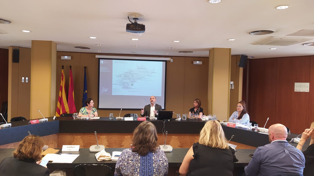 Àrea de Desenvolupament Social i Econòmic de l'AMB tweet media