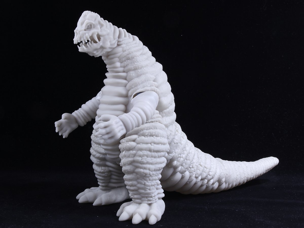 パワードレッドキング(メス)出力完了しました 来月の幕張で展示します