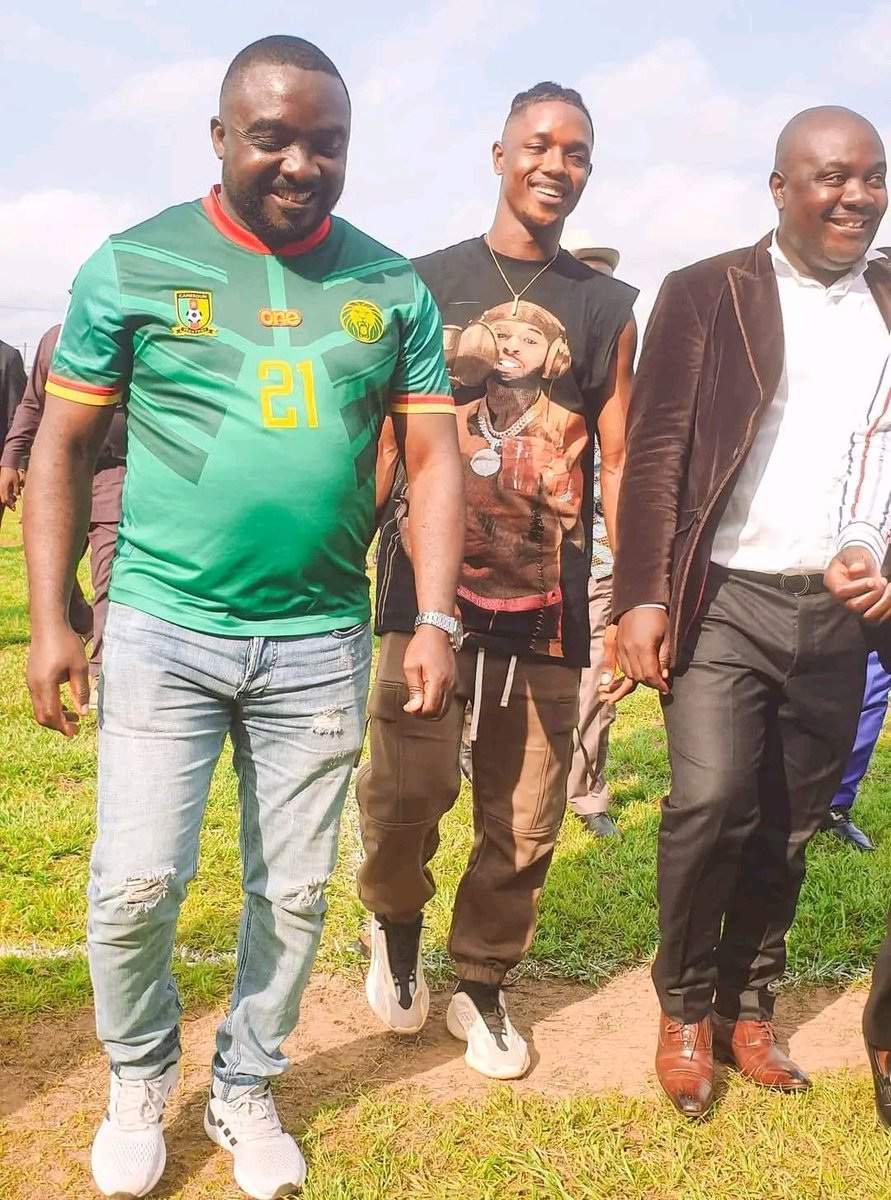 SimbaSCPhotos's tweet image. Honored! Humbled! Thank you Buea🤝🙏

#lion #Indomitable #electricalfence  #WallofJericho