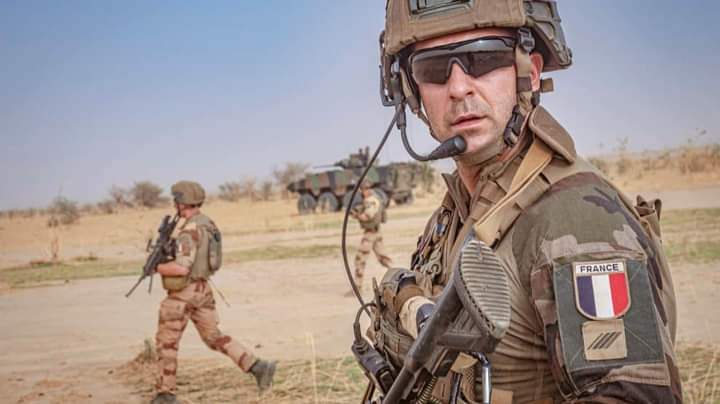 DelphineSankara's tweet photo. 🔴France🇫🇷/Un commandement militaire pour l’#Afrique créé par @EmmanuelMacron pour ensanglanté le Continent mère !
Le Général de brigade #Pascal_Lanni est nommé général commandant du commandement pour l’#Afrique à partir du 1er août.
Le Général #Lanni, ancien membre du cabinet https://t.co/17KgVJ6kS3