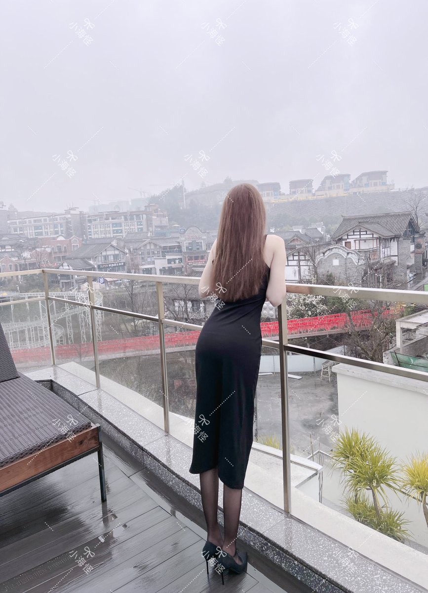 山前山后皆有忧愁，有风无风都不自由 https://t.co/ohFFgevXJG