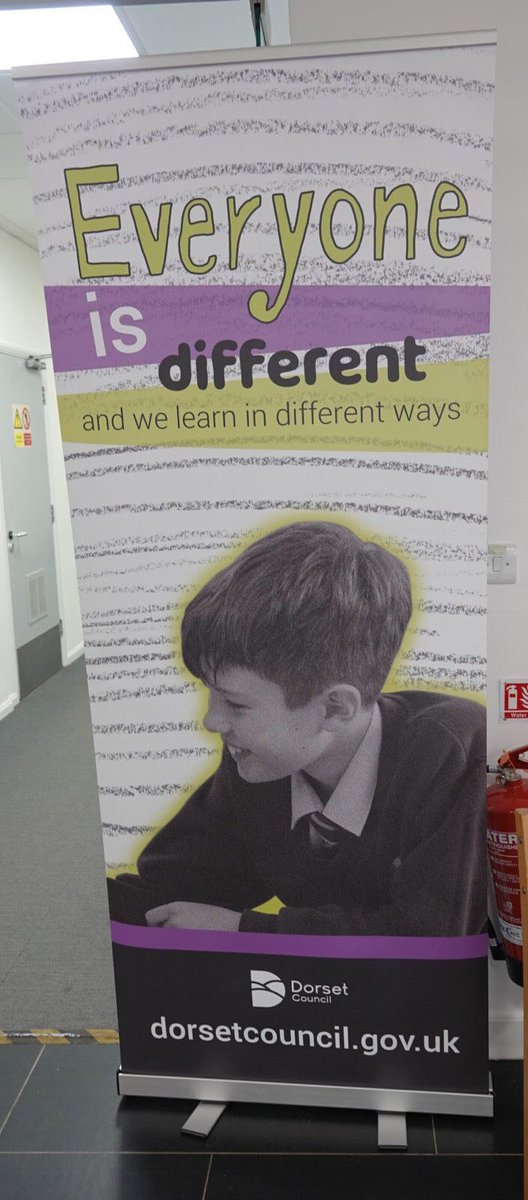 🌟Southill Primary POP Stars wow ‘One of a Kind’ Dorset Education Conference celebrating the uniqueness of every child and young person in Dorset, with a song written and composed by ourselves entitled 𝙅𝙪𝙨𝙩 𝘽𝙚 𝙔𝙤𝙪 ⬇️
southill.dorset.sch.uk/news/pop-stars…