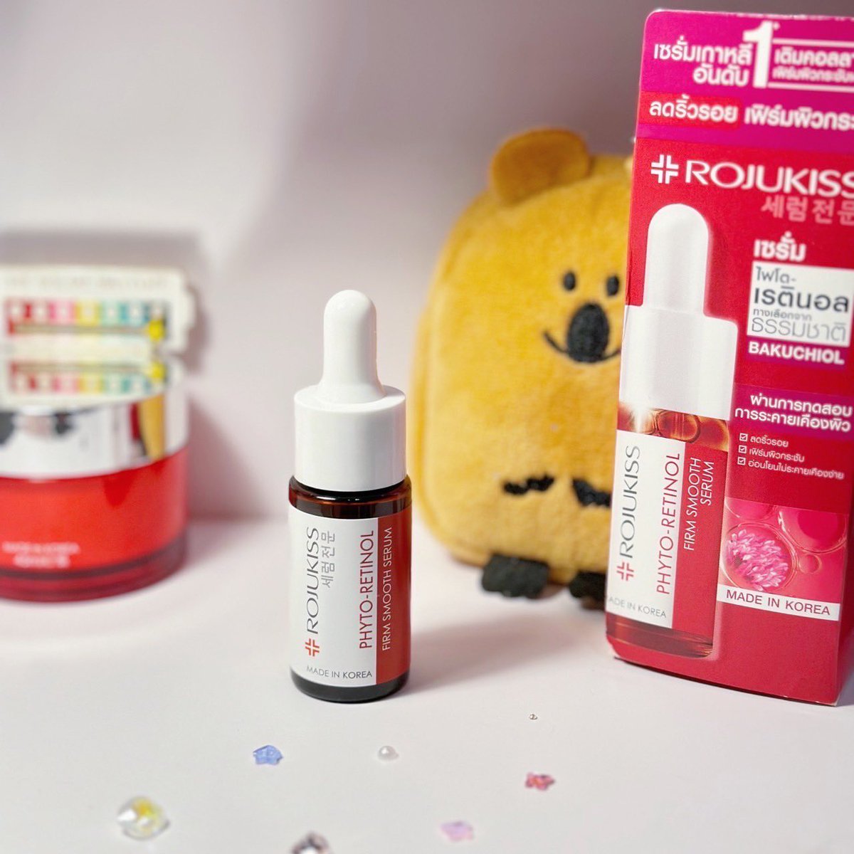 no.1 เซรั่มคือ rojukiss สำหรับกุ ใช้มาตลอด ใช้แล้วติดใจ อันนี้สูตรสีแดง แก่แระ ก็มีริ้วรอยบ้าง ต้องเติม collagen ให้กับผิวหน้าบ้าง แล้วสูตรนี้มีประสิทธิภาพคล้ายๆกับเรตินอล แต่จะอ่อนโยนต่อผิวมากกว่า มันเลิศนะ ราคาดีมาก ทำถึงเกิ้น 👏🏻🧴