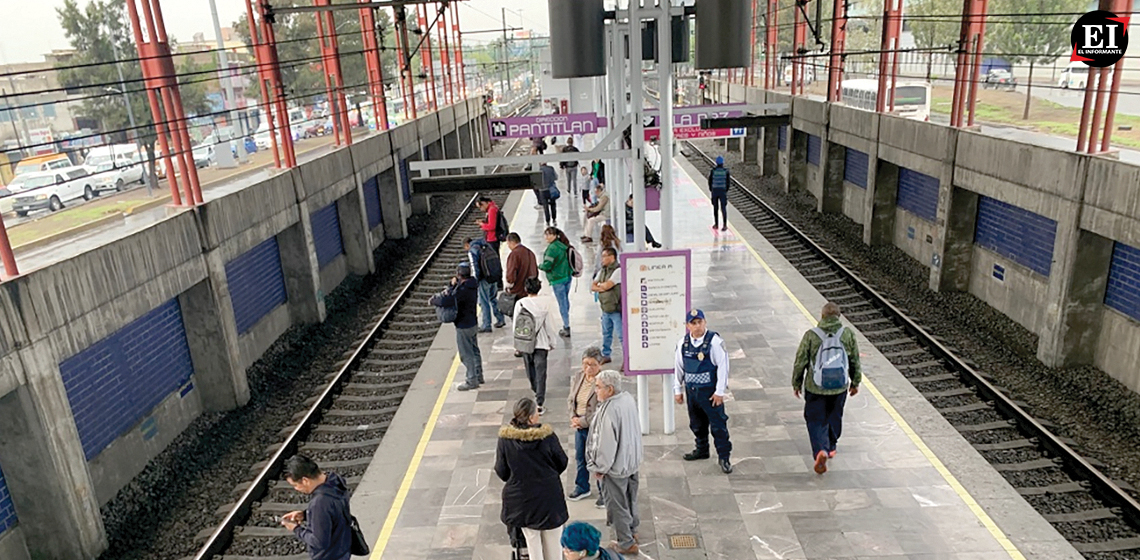 ElInformanteMX's tweet photo. @MetroCDMX suspende su #servicio en tramo de la #LíneaA por #lluvias
La #SuspensiónDelServicio se dio de la #EstaciónPeñónViejo hasta #LaPaz, donde los #usuarios tenían que transportarse en #combies, #microbuses, con #ServicioProvisional de #RTP y unidades de la #PolicíaCapitalina, también apoyaban con el #TrasladoDeUsuarios a la #EstaciónGuelatao.
Tag: @GobCDMX
https://t.co/BLs4WGl9Zu