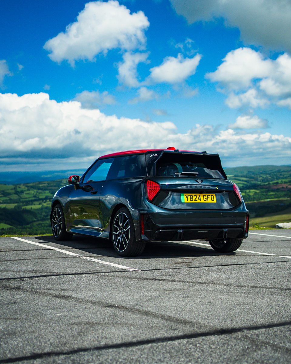 Sytner MINI tweet media