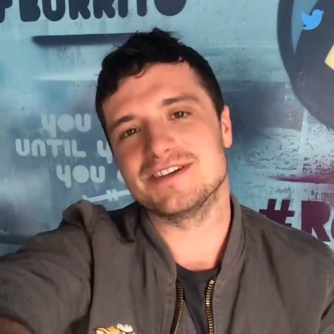 🎀 Retweet for a solo DM with Josh Hutcherson 🎀 

Must follow us ! 
Picking on July 8, good luck ❤