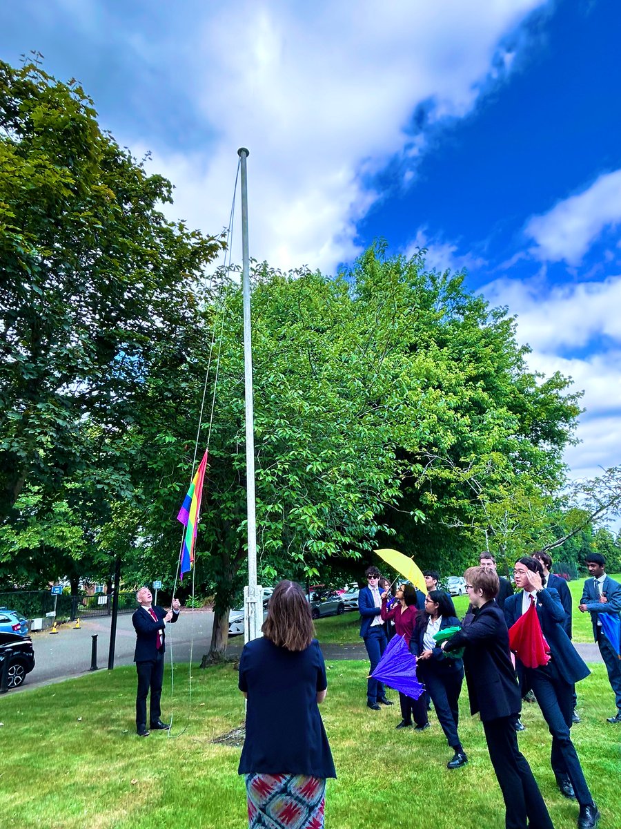 saintolaves's tweet image. This morning our Headteacher, Mr Andrew Rees, accompanied by members of staff and students raised the Pride flag for Diversity Week. 🏳️‍🌈
#pridemonth #pride2023 #Pride #diversityandinclusion #DiversityWeek #inclusion #stolavesgrammarschool #orpington #happinesssuccesscommunity