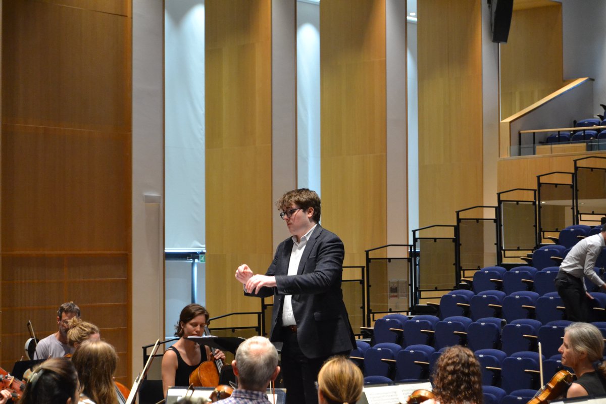 Ahead of last night's <a href="/Orchestra_Swan/">Orchestra of the Swan</a> concert, Tommy and James had the truly unique and valuable opportunity to conduct the professional orchestra during their rehearsals on Wednesday afternoon, along with a detailed analysis session with Rebecca Miller in the morning.