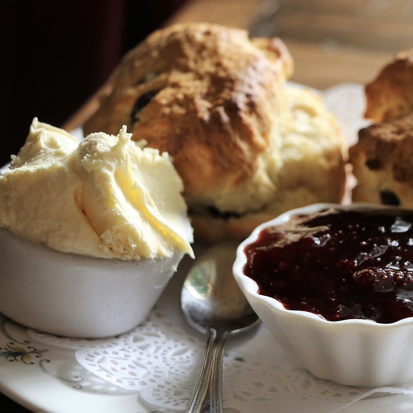 VisitWhitby's tweet photo. Treat yourself to a delicious cream tea today on National Cream Tea day!

Where’s your favourite place in Whitby to indulge in the nation’s favourite confection?
#CreamTeaDay #NationalCreamTeaDay #CreamTea #AfternoonTea #Whitby https://t.co/YT2BspTk0o