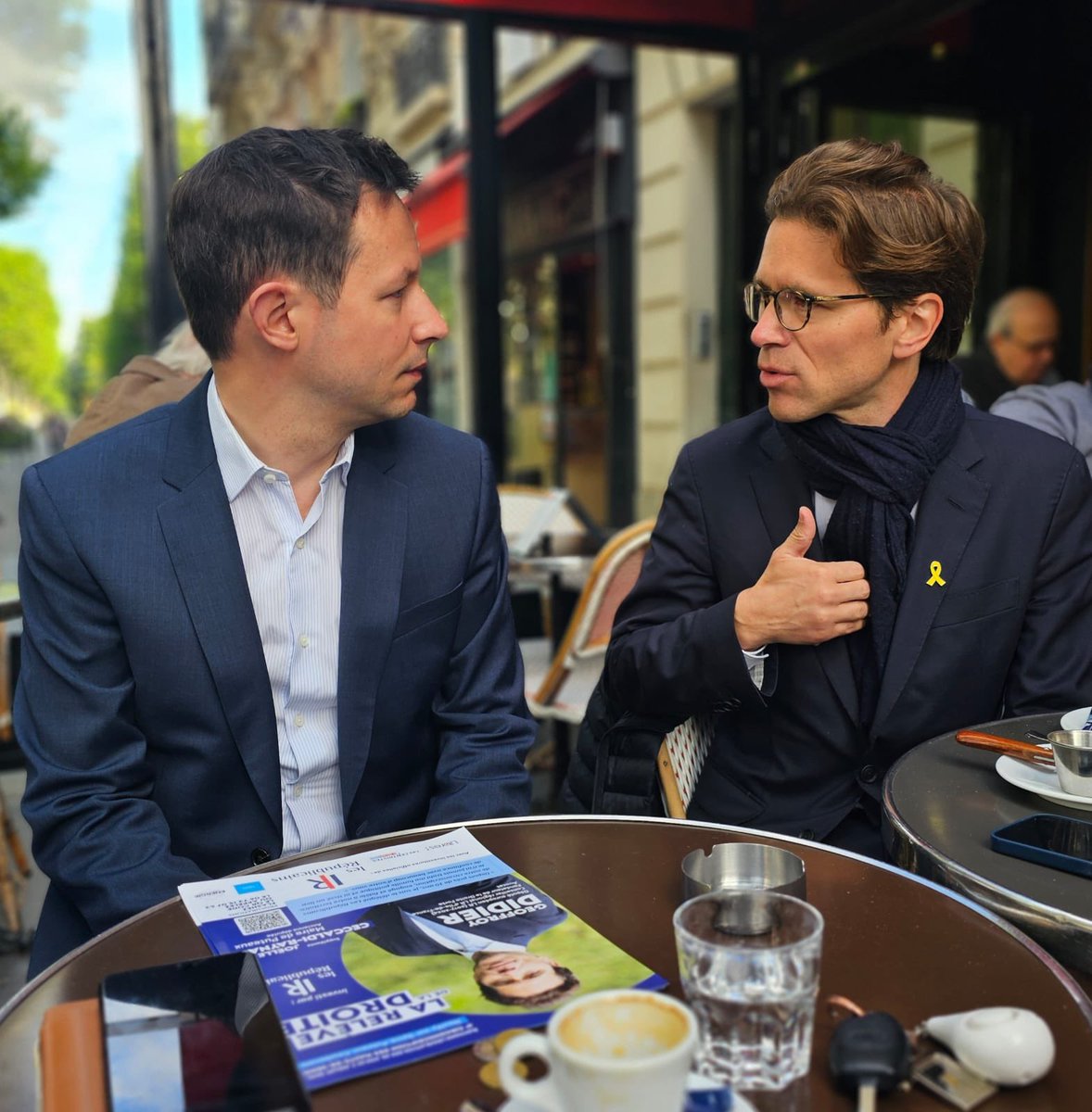GeoffroyDidier's tweet photo. Merci à @fxbellamy d’être venu ici, à Neuilly, soutenir ma candidature ! 

Fidèle à ses convictions, une nouvelle génération se lève pour refonder la Droite. 

Nous avons l’occasion historique de faire rebasculer cette circonscription à droite !

#Neuilly #Puteaux #Courbevoie https://t.co/ItLAJxRU3M