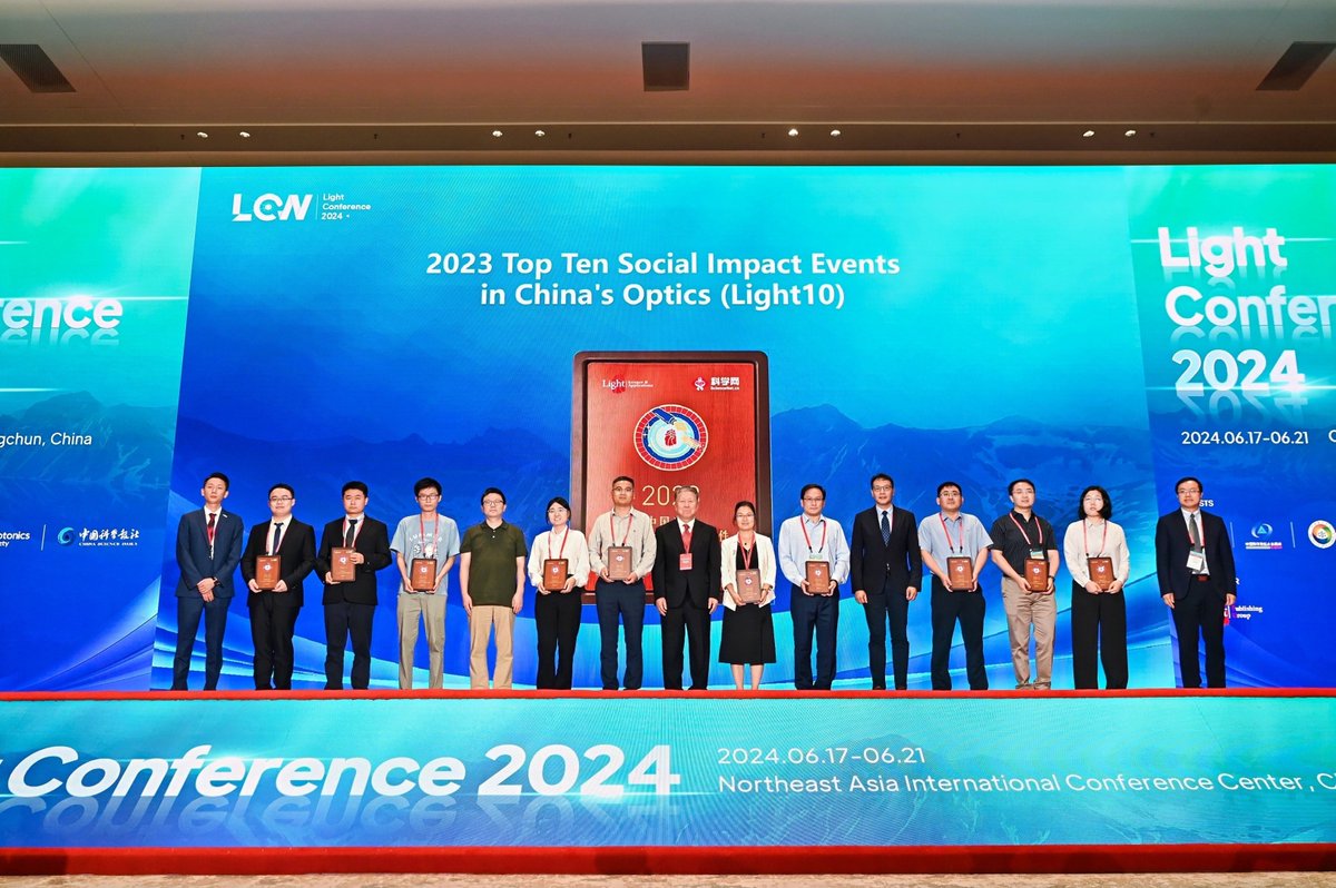 SCILab_NJUST's tweet photo. 🏆Honors Galore! Our lab dazzled at the #LightConference2024, securing 7 awards! 
🎉Congratulations to Prof. @Surpass_Zuo , Bowen Wang, Sheng Li, Yefeng Shu and Haitao Guan! 
🌟Your achievements are inspiring, keep shining in science and innovation! fighting! https://t.co/NvYgkBNwU5