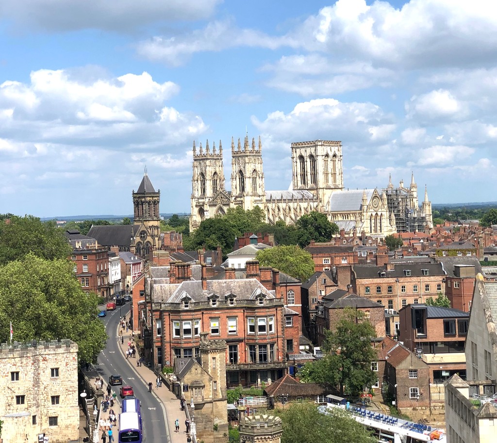 AAHospitality's tweet photo. โLooking for a delicious lunch and creative cocktail with a view? Sora restaurant at the top of @MalmaisonHotel in #York is just the place.โ๐น๐ย - AA Inspector
Discover more on Rated Trips > https://t.co/JY7gY0biT9
@Welcome2Yorks #visityorkshire #thingstodoinyorkshire https://t.co/t17bNYBX9S