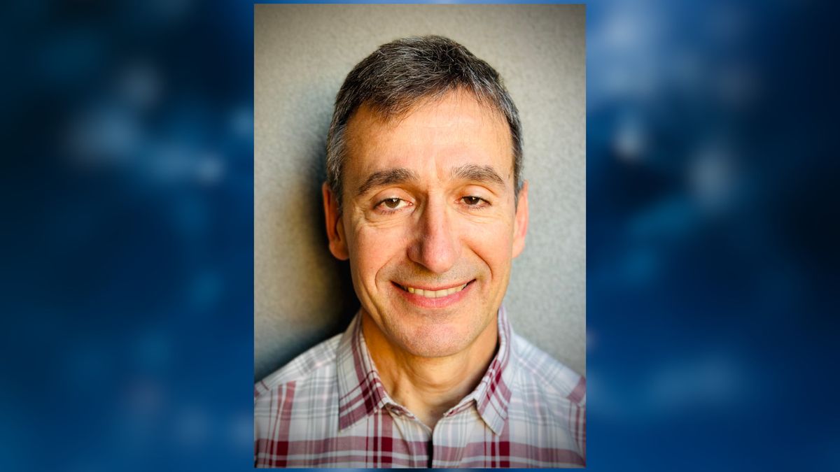 Sam Altman-backed AI processor venture hires ex-Apple engineer to lead hardware development trib.al/CbCnzka