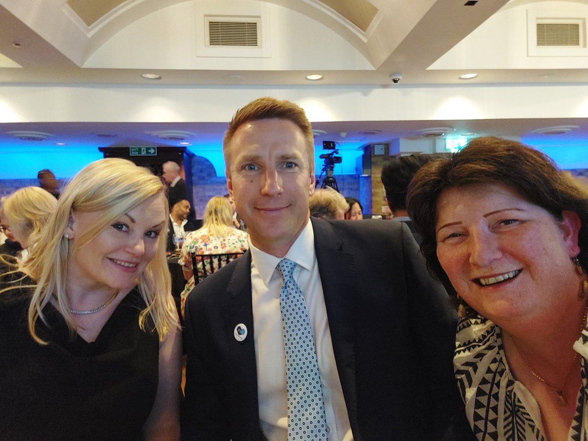 Hello from table 12 and thankyou to our event co-ordinators <a href="/WeAreRedactive/">Redactive</a> media group #ibmsawards24