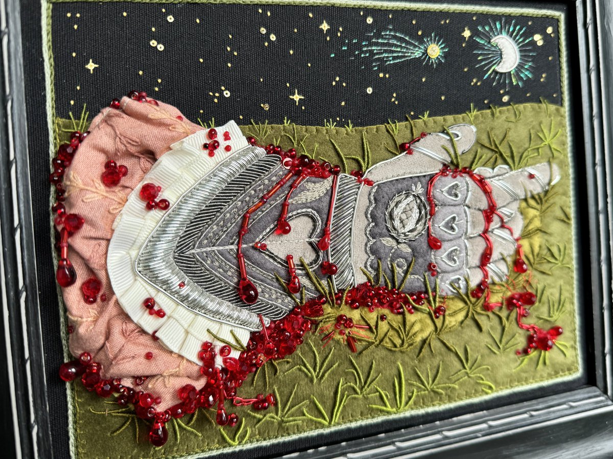 nnaturenurture's tweet image. ‘To be loved’ 

embroidered, beaded fibre art on velvet.