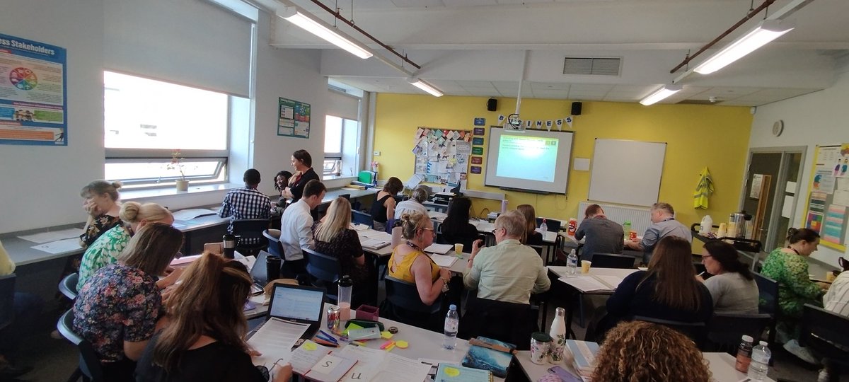 Thank you @BoostDCHS for supporting <a href="/DCHSalnwick/">DCHS Alnwick</a> in our #FreshStart phonics journey with <a href="/RuthMiskin/">Ruth</a> . Two great trainers and lots to work on from September to support student literacy 📖📚✍🏻✏️