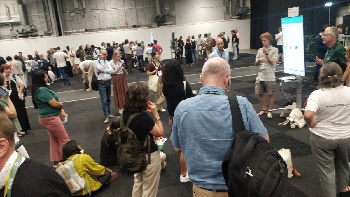 #IUFRO2024 small-scale forestry poster session: Marc Rovellada (<a href="/ctforestal/">CTFC</a>) presents our <a href="/FIRERESProject/">FIRE-RES</a> interview results on how current economic instruments affect joint forest management for landscape-scale fire risk mitigation