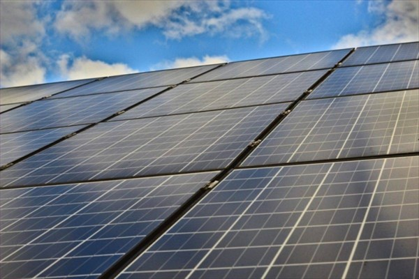 finance_sika's tweet photo. #CotedIvoire - Le projet de la #centrale #solaire de #Ferkessedougou, annoncé en début d'année dans le nord du pays, décroche un financement de 15,5 milliards FCFA auprès de la Banque Ouest Africaine de Développement. https://t.co/heTVKkInNE https://t.co/46MZNInVXt